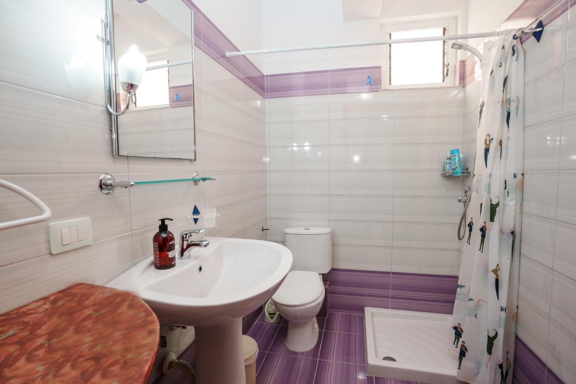 Sarah'S Apartments - 5 Min Walk To Beaches & Boulevard - Big Balcony! Sarandë Exterior foto